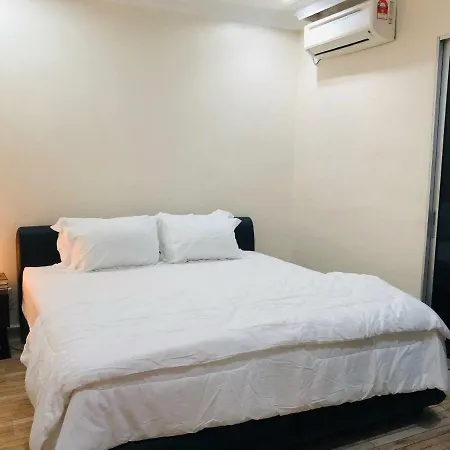 Atocha Homestay - Sungai Besi@KL Kuala Lumpur Bagian luar foto